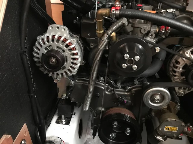 Yanmar JH-CR Serie 2 Lichtmaschinenhalterungssatz